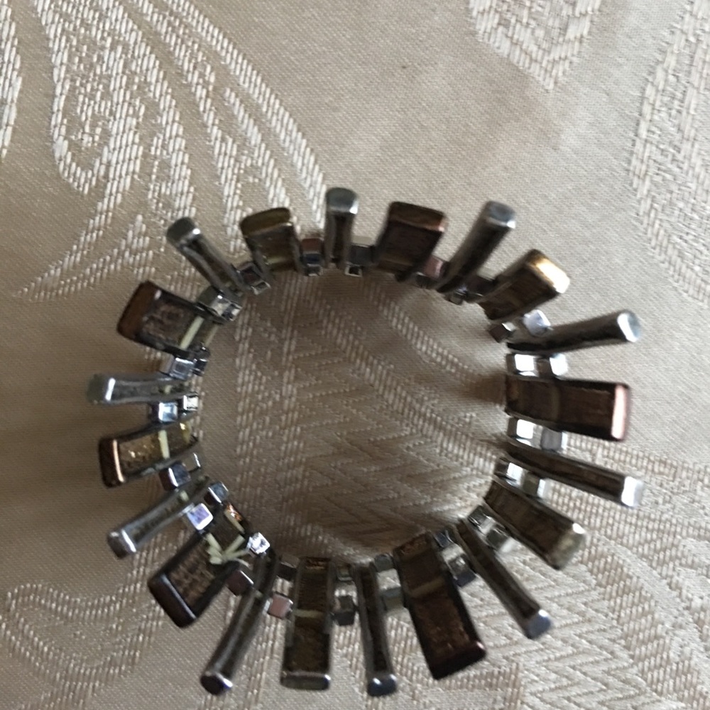 UNIQUE LADIES BRACELET - Picture 5 of 5